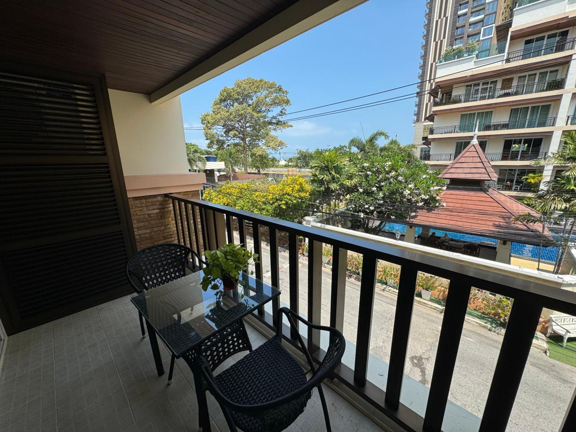 Jomtien Beach Residence Экстерьер фото
